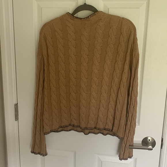 J Crew Cable Knit Tan Sweater with black contrast stitching trim size medium - Picture 4 of 12